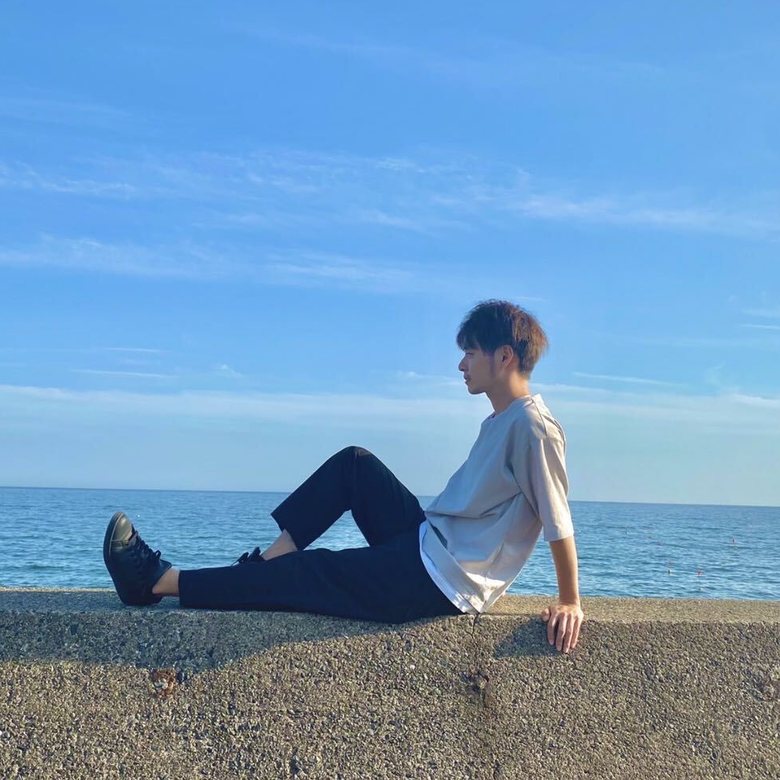 Toshiki Kikuchi by the sea, Yokohama